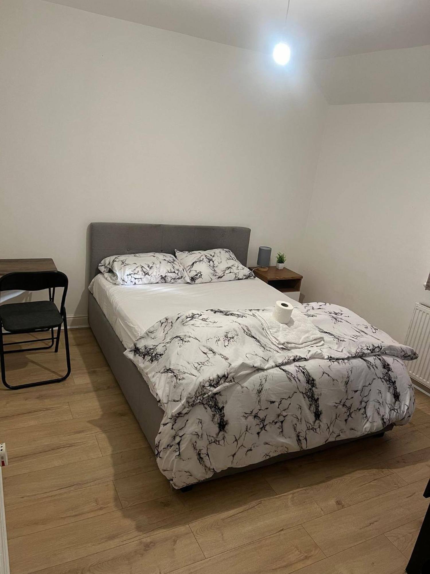 Deluxe Double Bedroom Manchester Exterior foto